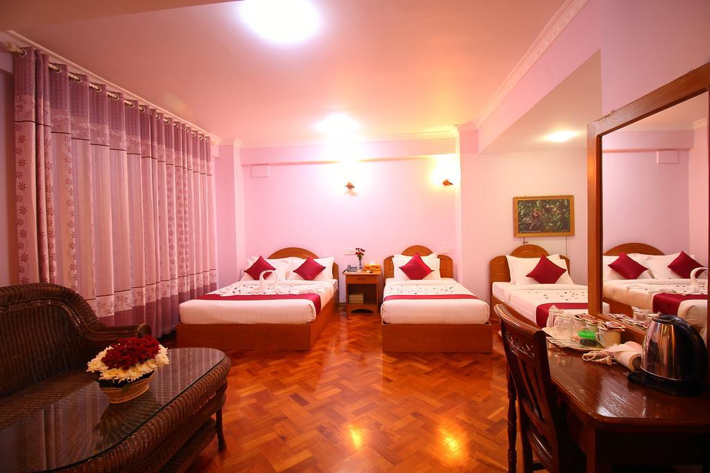 מנדלאי Hotel United מראה חיצוני תמונה