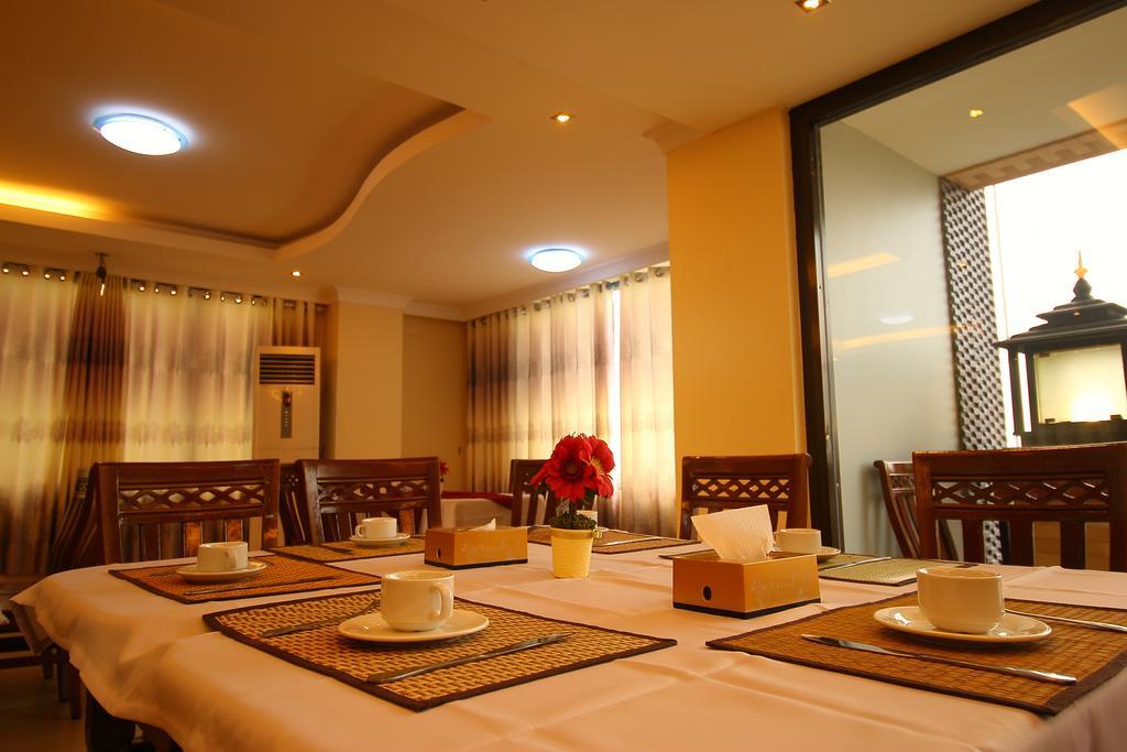 מנדלאי Hotel United מראה חיצוני תמונה