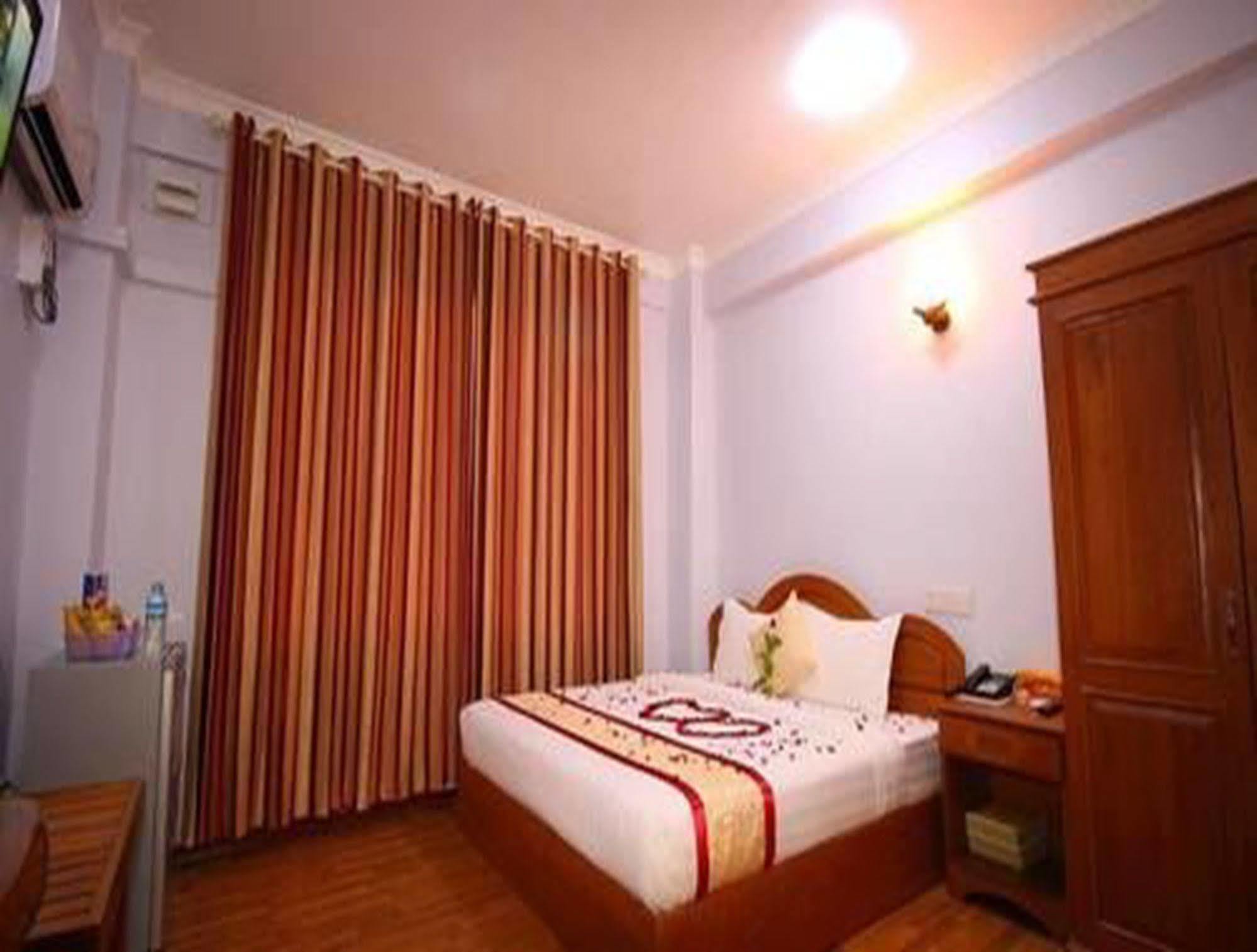 מנדלאי Hotel United מראה חיצוני תמונה
