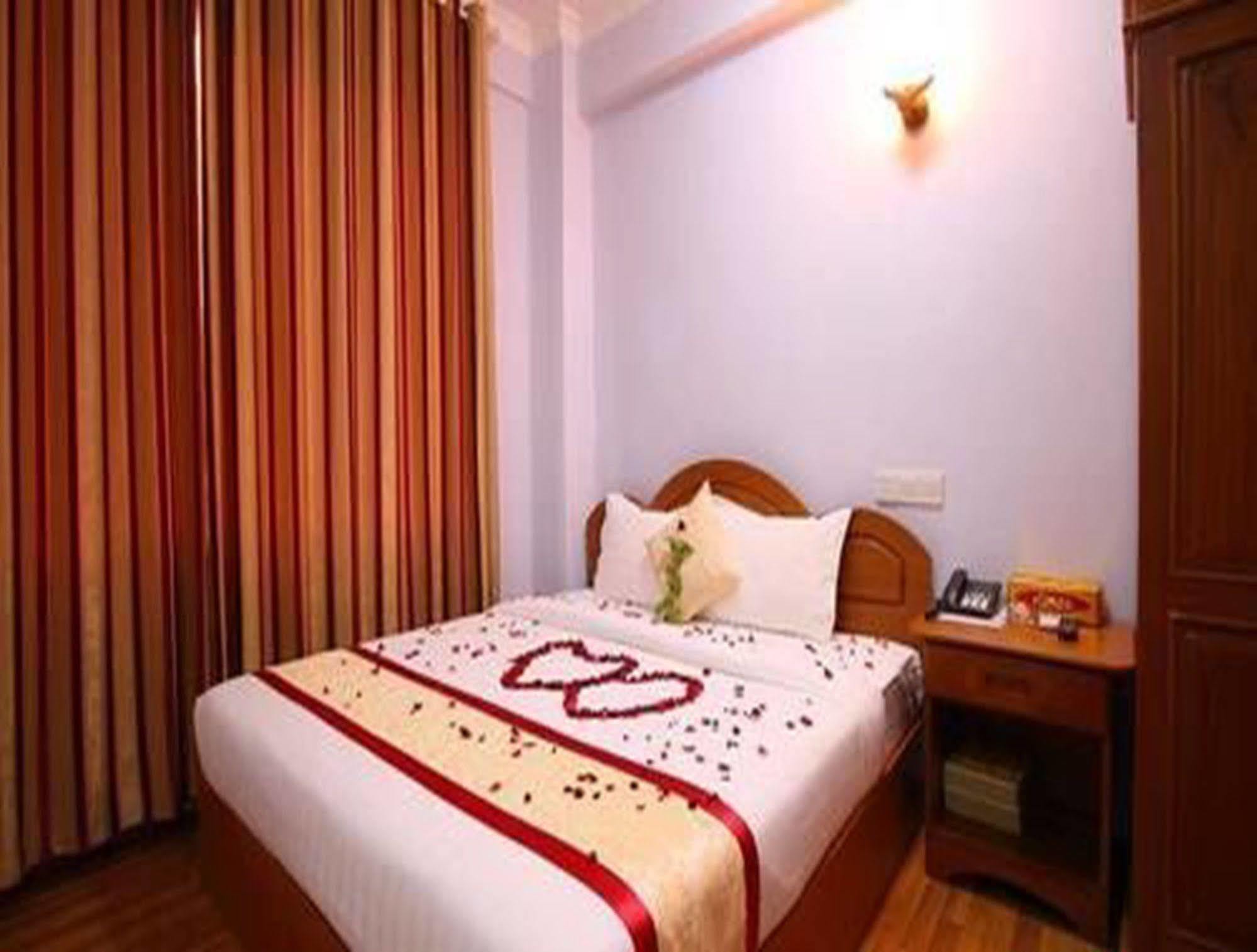 מנדלאי Hotel United מראה חיצוני תמונה